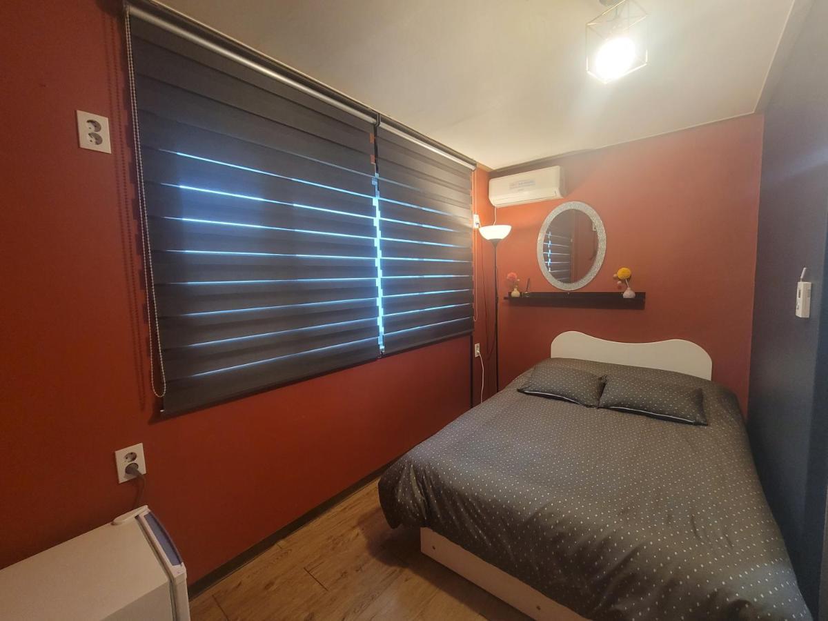 Olive Hostel W Сеул Екстер'єр фото