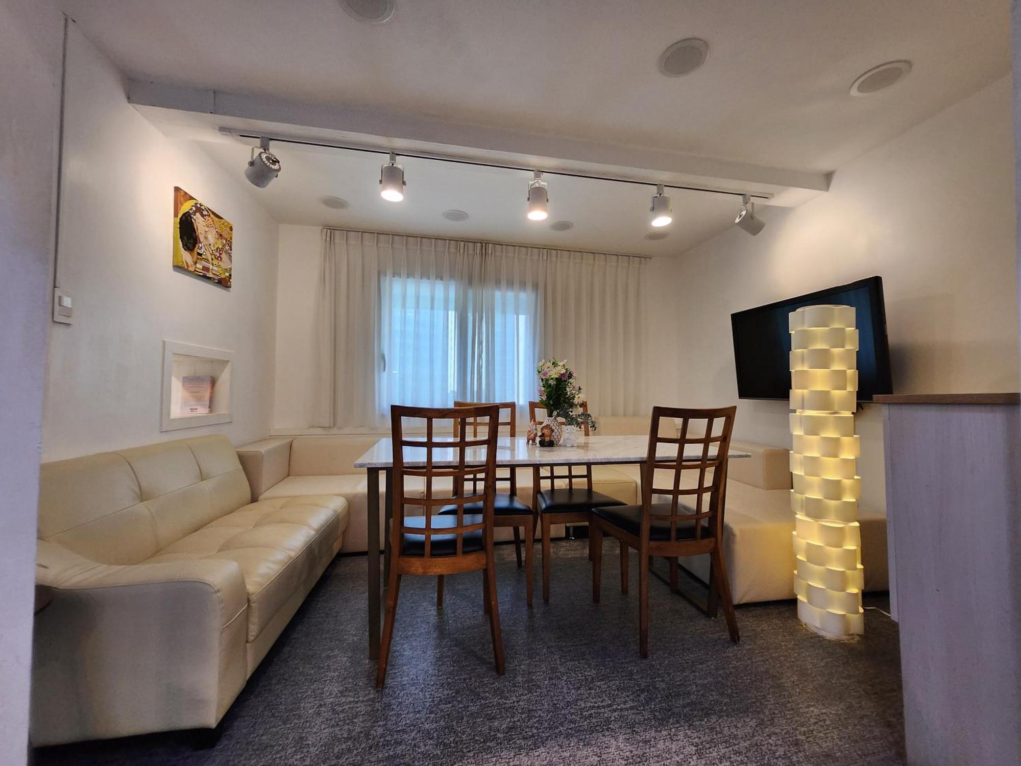 Olive Hostel W Сеул Екстер'єр фото