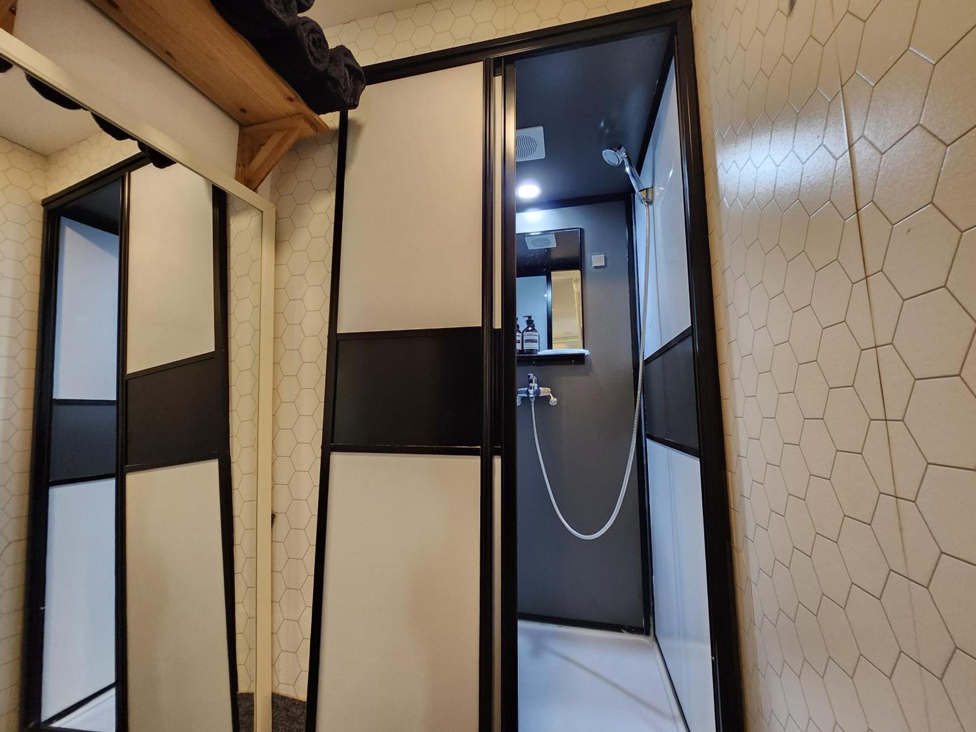 Olive Hostel W Сеул Екстер'єр фото