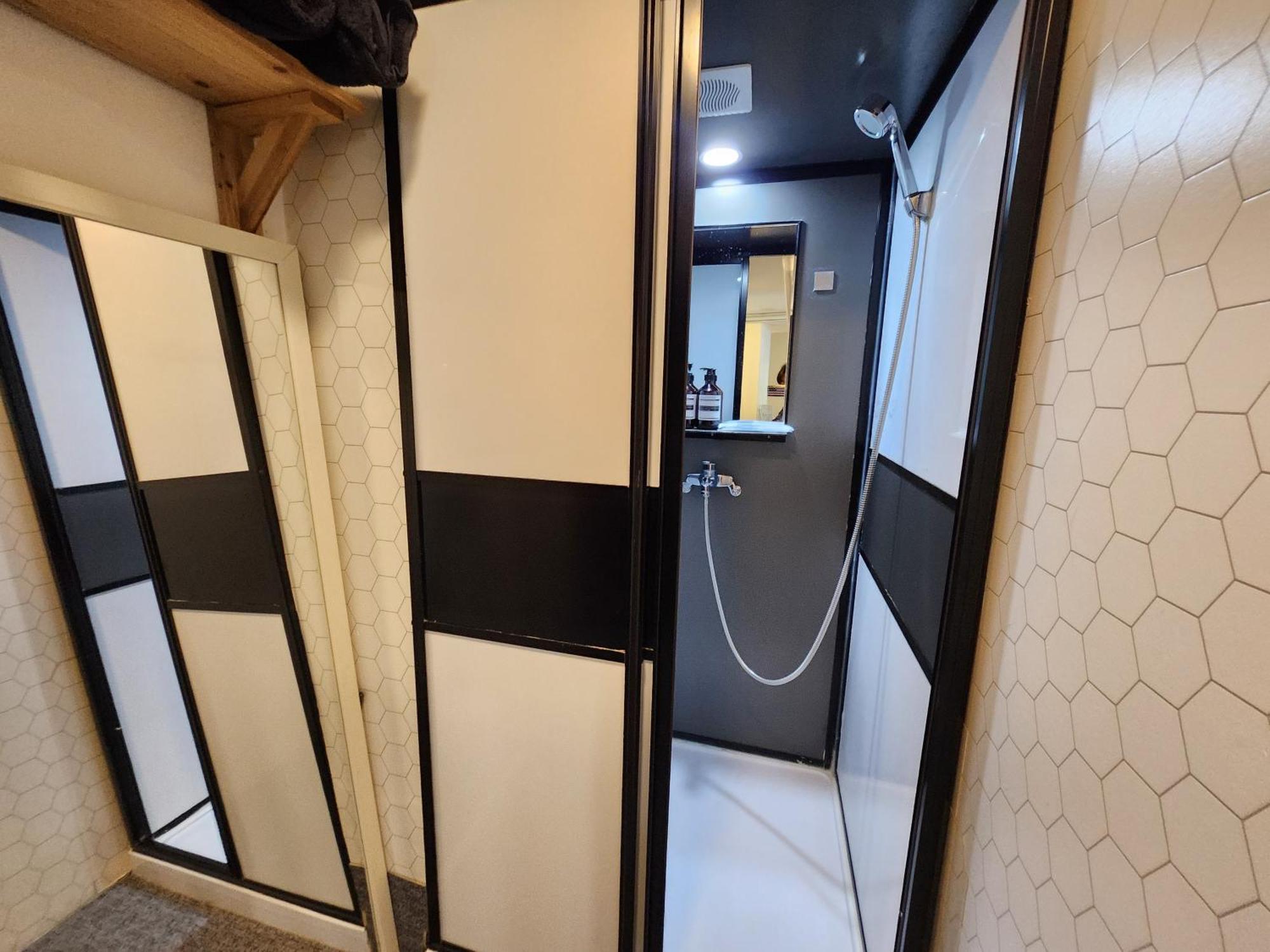 Olive Hostel W Сеул Екстер'єр фото